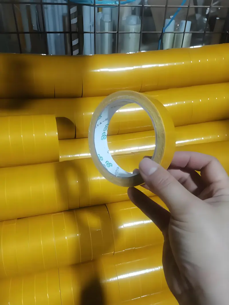 Az átlátszó kétoldalas szalag típusai